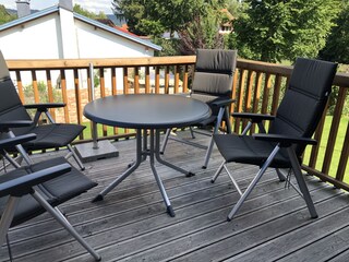 Sitzgruppe auf dem Außenbalkon