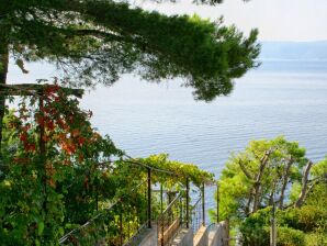 Appartement Studio flat with terrace and sea view Marušići, Omiš (AS-1024-d)