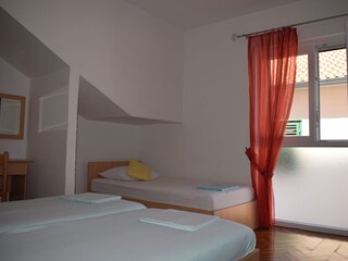 Apartment Sveti Filip i Jakov Features 5