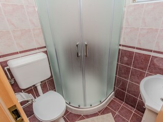 Apartment Povljana Ausstattung 7
