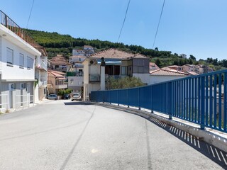 Apartment Jesenice bei Dugi Rat Ausstattung 1