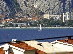 Apartment Studio flat with balcony and sea view Nemira, Omiš (AS-4652-c)