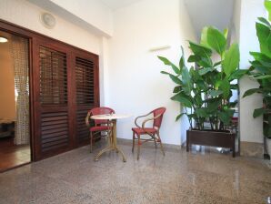 Appartement Studio flat with terrace Umag (AS-7171-a)