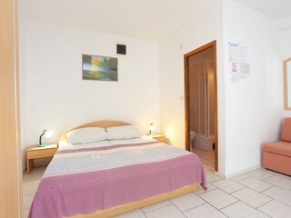 Apartment Okrug Donji Features 7