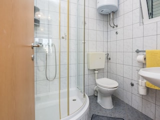 Apartment Povljana Ausstattung 2