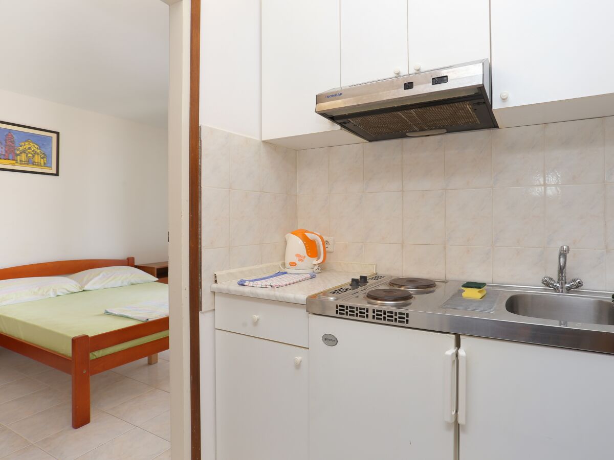 Apartment Arbanija Ausstattung 1