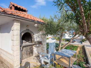 Apartment Arbanija Ausstattung 1