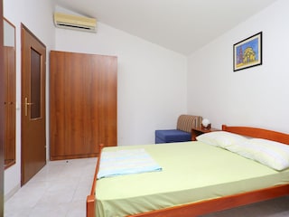Apartment Arbanija Ausstattung 4