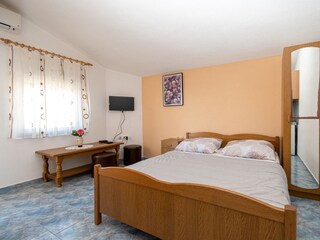 Apartment Povljana Ausstattung 5