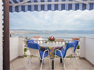 Apartment Arbanija Ausstattung 3