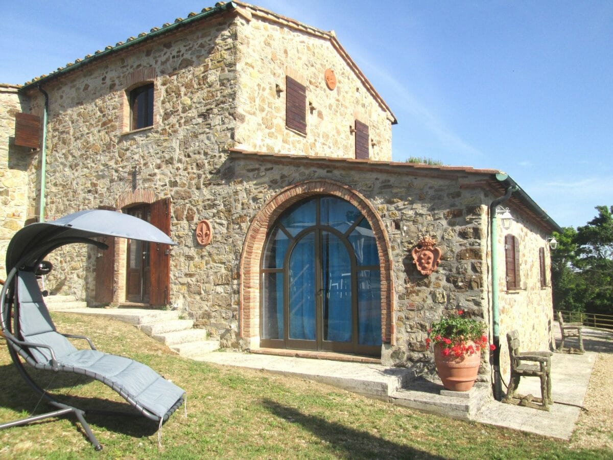 Villa Castelnuovo di Val di Cecina Außenaufnahme 3