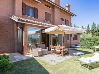 Villa Mondavio Features 24