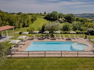 Villa Mondavio Außenaufnahme 3