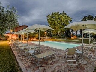 Villa Mondavio Outdoor Recording 5