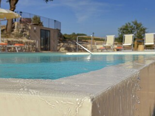 Überlauf-Pool