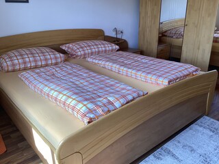 Doppelbett Schlafzimmer