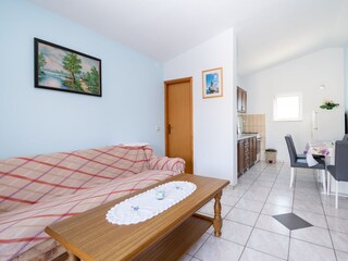 Apartment Povljana Ausstattung 4