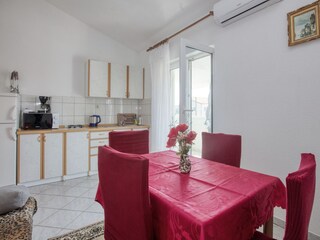Apartment Zlarin Ausstattung 5