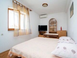 Apartment Povljana Ausstattung 3