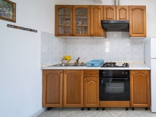 Apartment Povljana Ausstattung 7