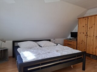 Schlafzimmer OG