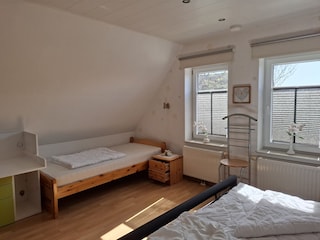 Schlafzimmer OG