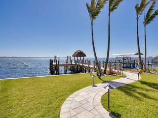 Villa Cape Coral Outdoor Recording 2