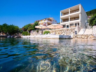 Apartment Supetarska Draga Außenaufnahme 16