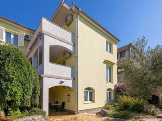 Property Building /Haus