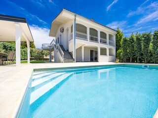 Villa Kukci Außenaufnahme 3