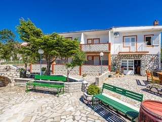 Apartment Kampor Außenaufnahme 4