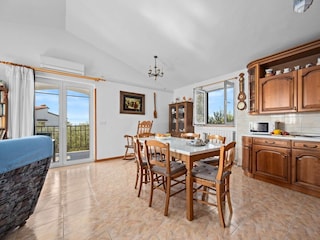 Apartment Galižana Ausstattung 8