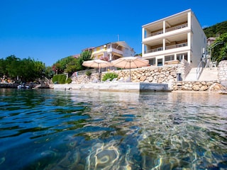 Apartment Supetarska Draga Außenaufnahme 2