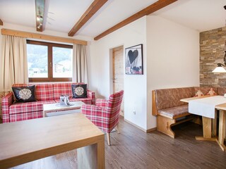 Canon Canon EOS 5D Mark II -5316x3543-34125104