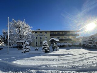 Hausansicht Winter
