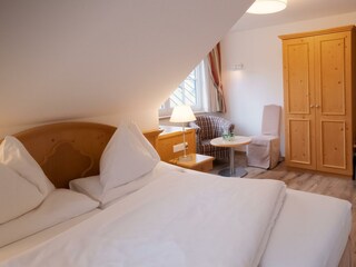 Beispielfoto Zimmer ohne Balkon