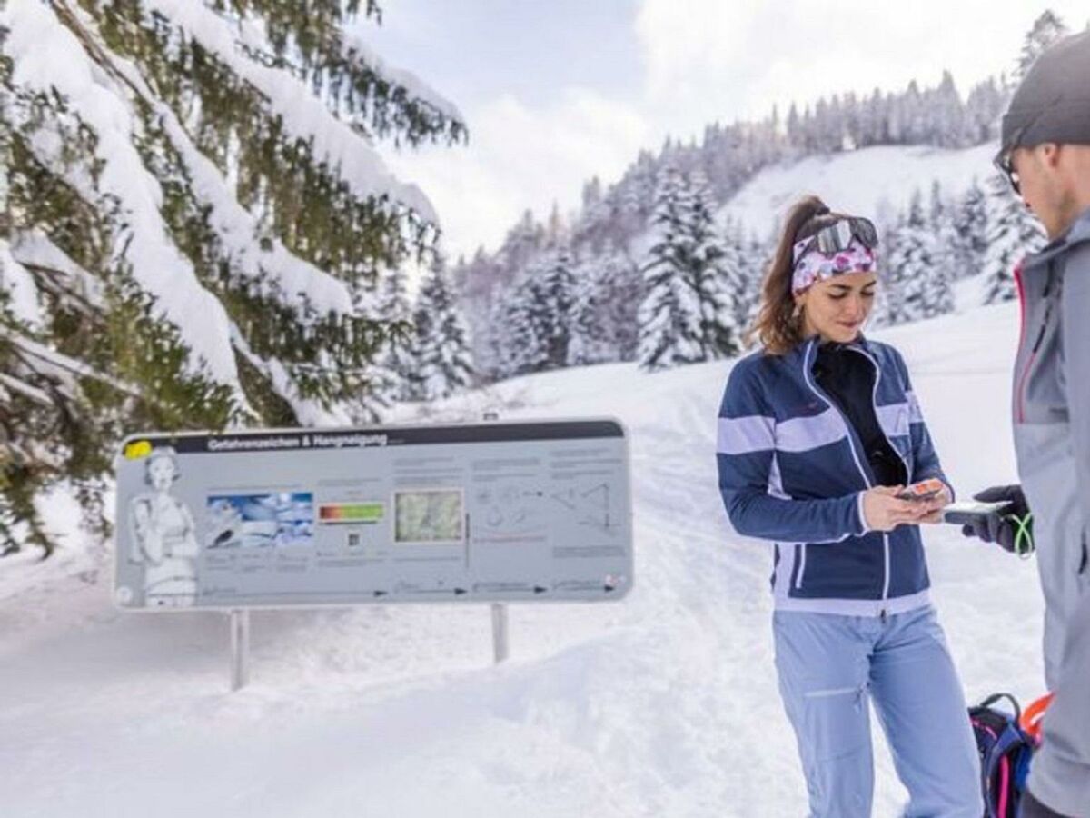 Tourenlehrpfad LVS Check (c)Fuschlseeregion-Groess