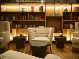 Vogls_Nest_Interior_929
