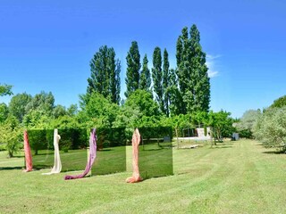 Skulptur von Bert im Garten