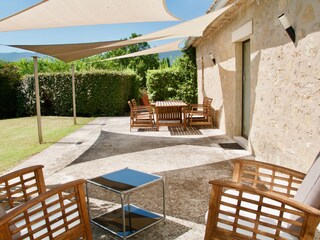 Les CERISIERS 5* private garten