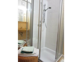 25.03.2015  Fotos FeWo  Dusche/WC