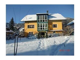 Winter Blick zum Haus