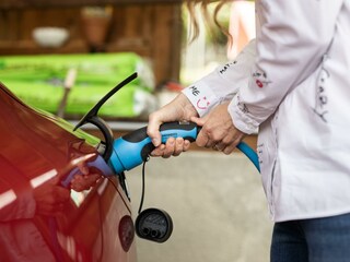 2020-05-27-Haus-Bergblick-by-Michael-Groessinger-_