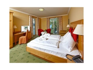 Großes Seeblickzimmer