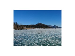 Zugefrorener Fuschlsee