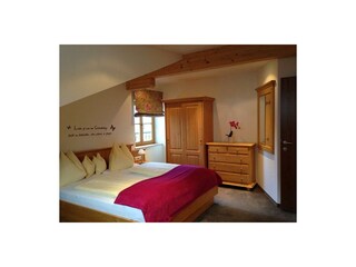 Schlafzimmer - Ferienwohnung Feichtenstein