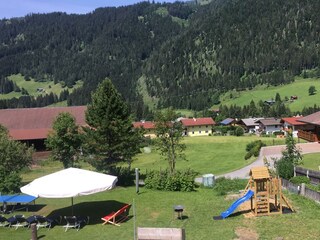 Entspannen und Spielen im Garten