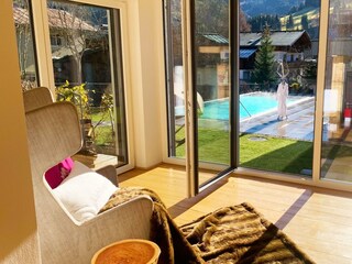 7B235E8B-3026-46CB-84B4-70D48AC37D12_1_201_a