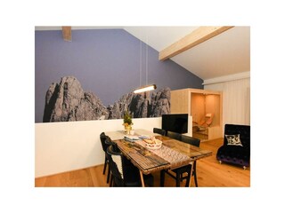 Altholzesstisch, Apartment Bergspitz 110m²