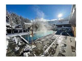Schwimmbad Winter